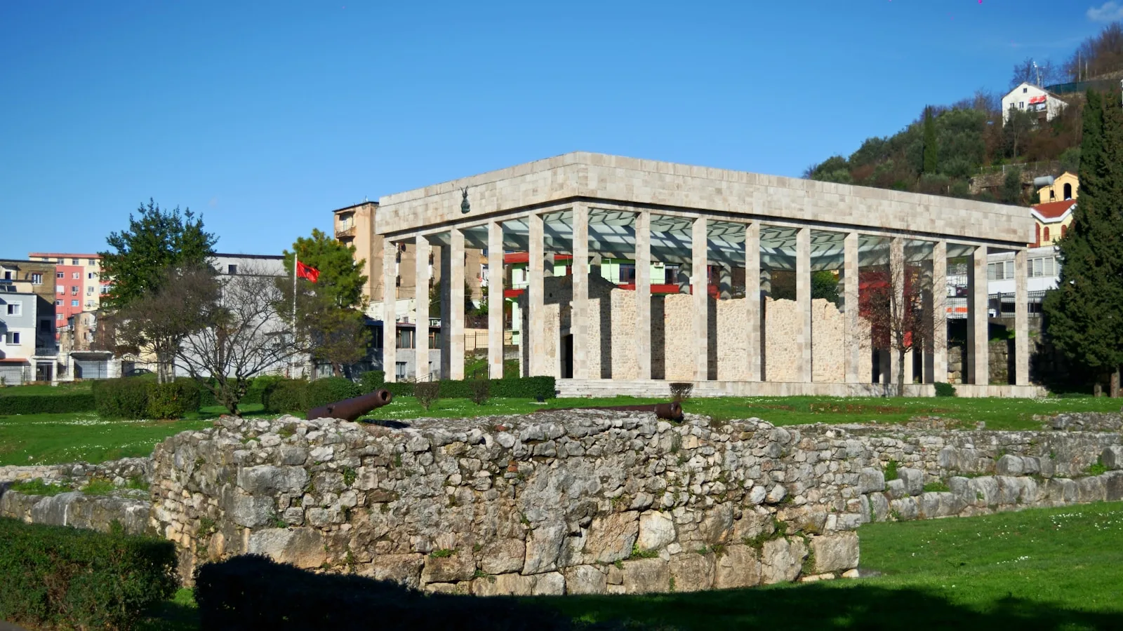 ️ Le musée archéologique — 3 000 ans d'histoire en un lieu